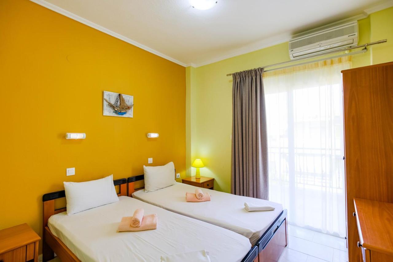 Dionisos Apartments Paralia Dionysiou Exteriör bild