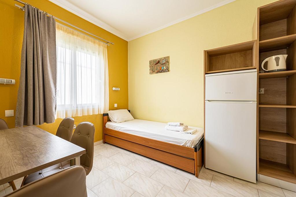 Dionisos Apartments Paralia Dionysiou Rum bild